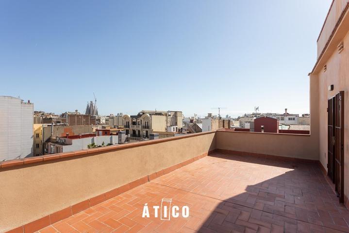 ÁCOGEDOR ÁTICO CON VISTAS AL MAR Y MONTAÑAEN LA VILA DE GRACIA photo 0