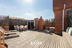 Ático Dúplex en venta en Sant Joan Despí photo 0