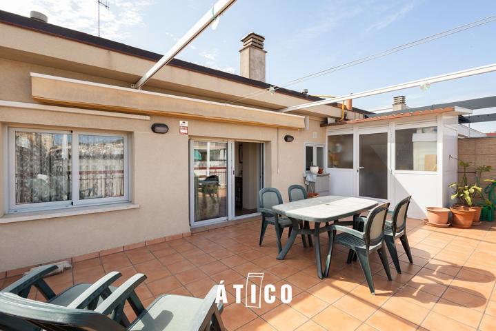 ÁTICO ESQUINERO CON TERRAZA Y VISTAS photo 0