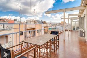 ATICO LUMINOSO CON TERRAZA EN ZONA MUY TRANQUILA photo 0