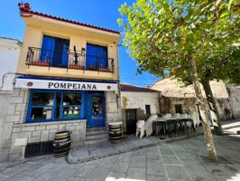 Bar restaurante de 117m2 con esplendida zona de terraza en la plaza del ayuntamiento de Los Molinos photo 0