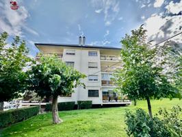 Amplio y cómodo piso de 94m2 con 3 dormitorios, 1 baño, terraza y trastero en URBANIZACION SALA GUADARRAMA con piscina y amplias zonas comunes photo 0