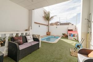 VENTA ESPECTACULAR UNIFAMILIAR EN TURIS photo 0