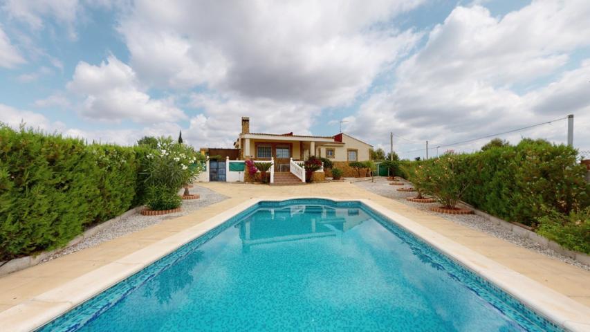 PRECIOSO CHALET EN REAL DE MONTROY photo 0