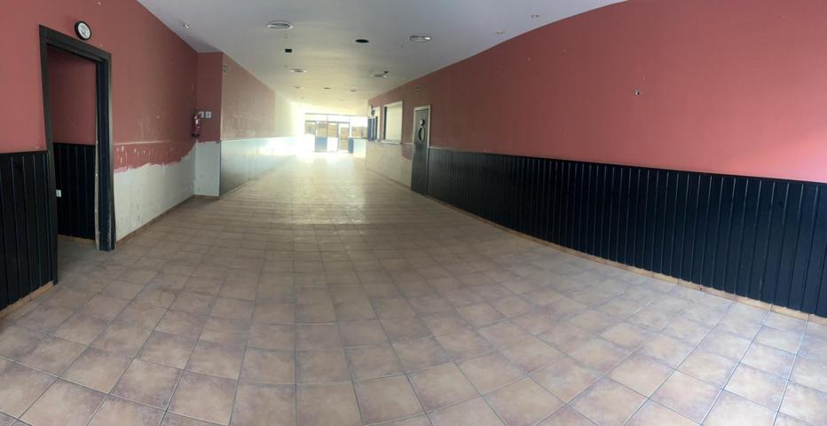 Local comercial en Obispo Benlloch photo 0