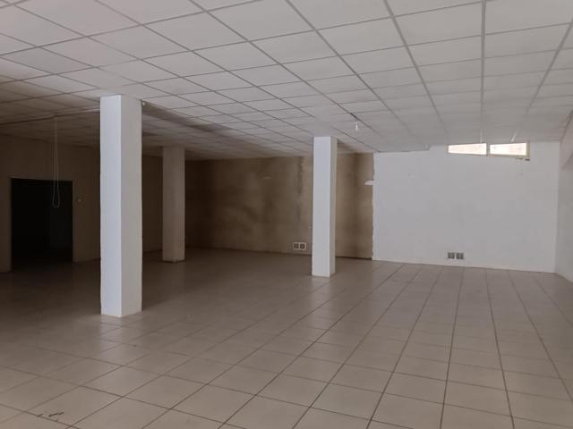 LOCAL COMERCIAL EN EL CENTRO DE PATERNA photo 0