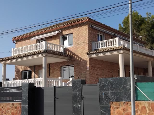CHALET OBRA NUEVA A ESTRENAR EN LA POBLA DE VALLBONA photo 0