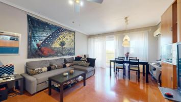 Increíble vivienda con garaje y trastero en zona calle Valencia, Torrent photo 0