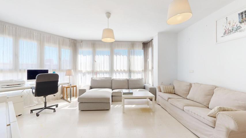 Espectacular vivienda en Calle Sagunto photo 0