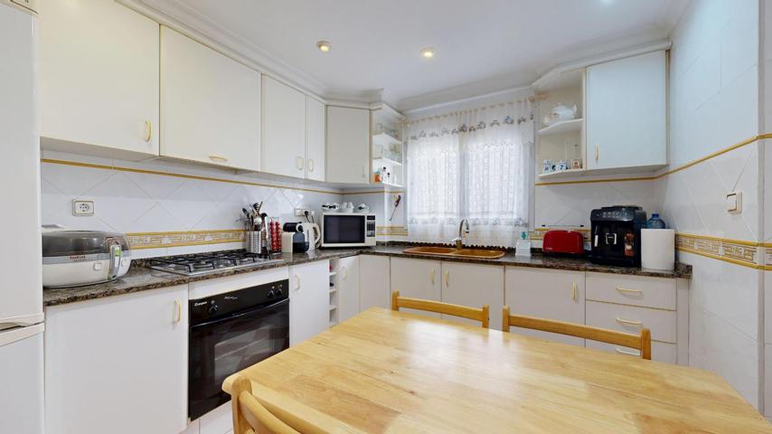 PISO REFORMADO EN EL MOLI, TORRENT. photo 0