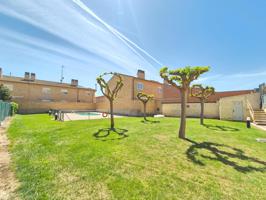 Unifamiliar Pareada En venta en Aragon, Pinseque photo 0