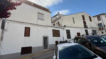 Casa señorial de 360 m² en pleno centro de Oliva, junto a la Plaza de Casa de Alonso photo 0