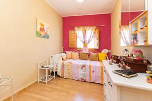 Tu hogar ideal en Monserrat: amplio, cómodo y lleno de encanto photo 0