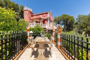 Tu hogar ideal en Monserrat: amplio, cómodo y lleno de encanto photo 0