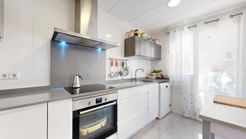 Preciosa vivienda reformada en zona de la Universidad Católica, Torrent photo 0
