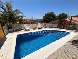 ESPECTACULAR CHALET INDEPENDIENTE CON PISCINA Y DOS TERRAZAS photo 0