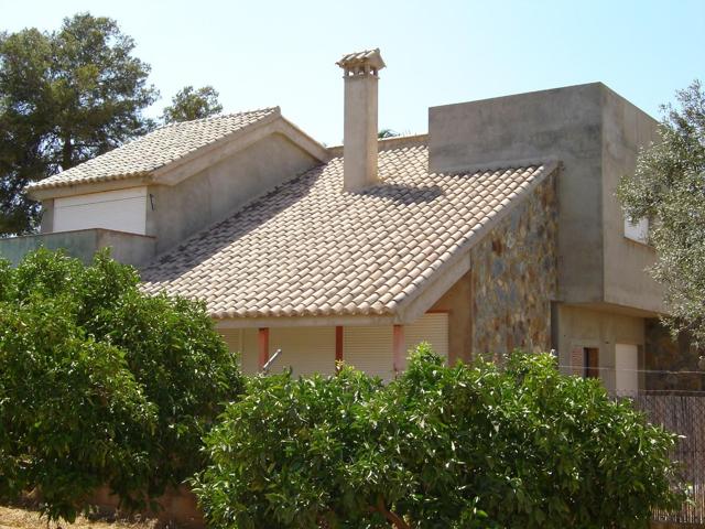 CHALET CON MUCHAS POSIBILIDADES URB MONTEJARQUE photo 0