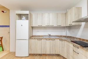 PLANTA BAJA EN VENTA CÉNTRICA EN LA POBLA DE VALLBONA photo 0