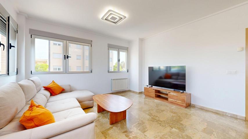 Precioso y luminoso piso en Algemesí, con dos plazas de garaje y trastero incluidos. photo 0