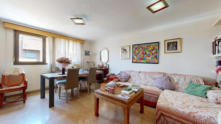 Descubre tu nuevo hogar con excelentes conexiones con la playa de la Malvarrosa!!!! photo 0