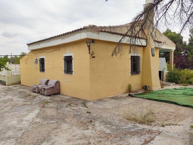 Estupendo Chalet independiente con piscina en Alborache photo 0