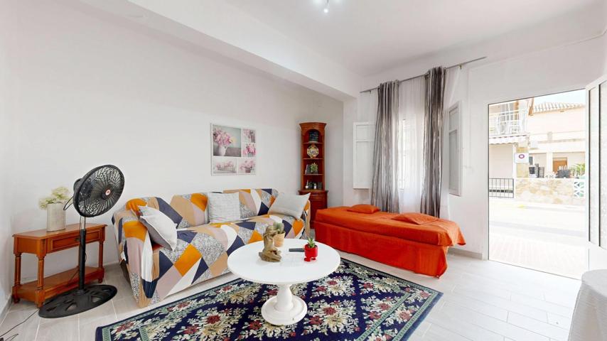 PLANTA BAJA A 50 METROS DE LA PLAYA photo 0