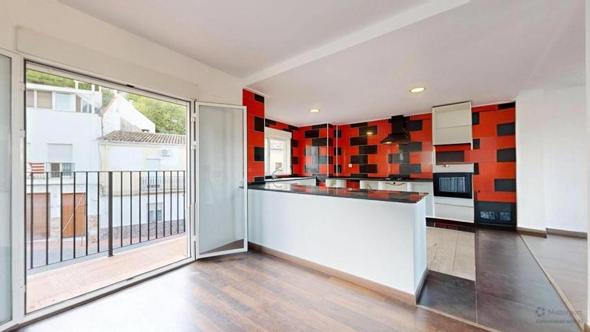 Espectacular vivienda mas local comercial photo 0