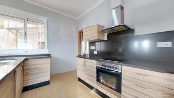 Ocasión unifamiliar en urbanización Alt en Montserrat photo 0