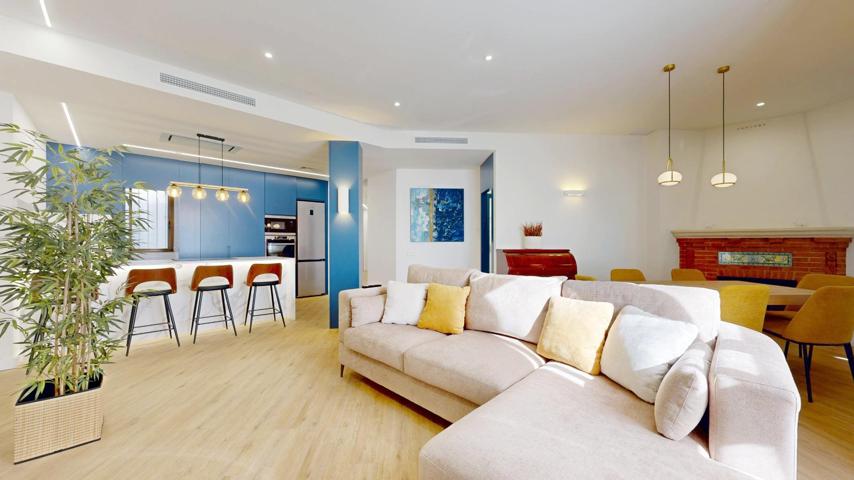 PRECIOSO PISO REFORMADO EN FINCA ROJA EN PLENO CORAZÓN DE VALENCIA photo 0