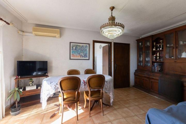 Piso en venta en Julio Romero Mocholi Fonteta de San Luis Valencia photo 0