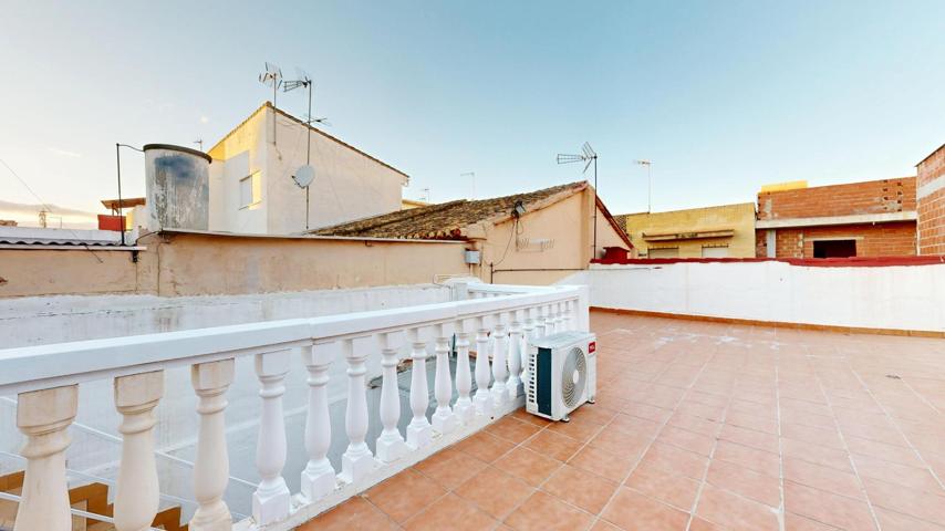 Bonita casa en zona Poble Nou, Torrent photo 0