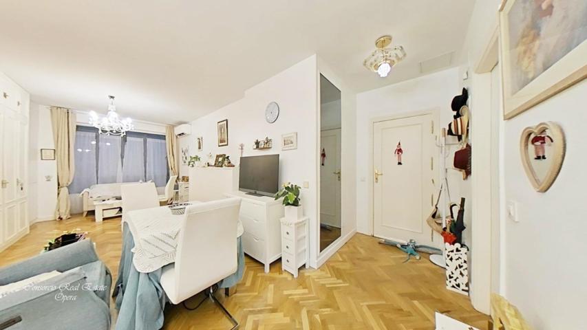 Vivienda en centro de Madrid con Mirador acristalado photo 0