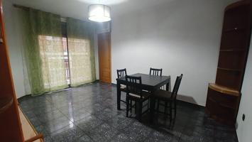 Piso de 3 habitaciones exterior con mucho sol photo 0