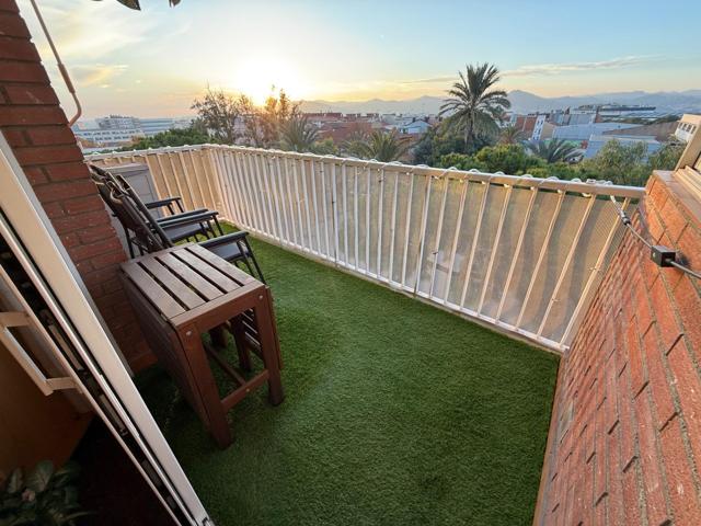 Piso de 3 hab con vistas despejadas photo 0