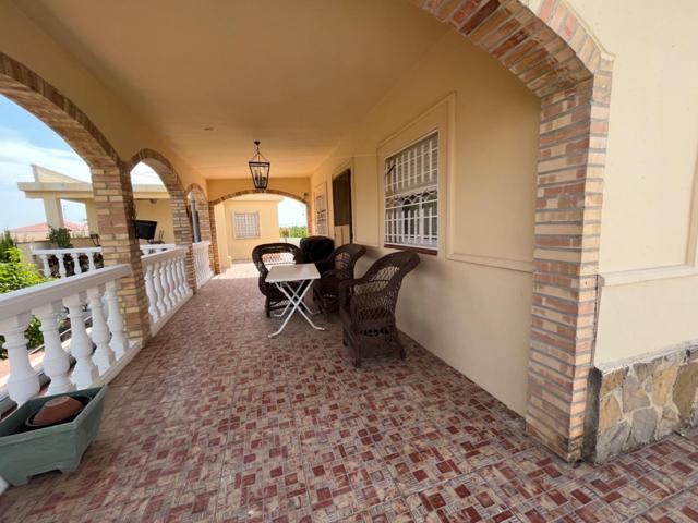 SE VENDE CHALET CON APARTAMENTO INDEPENDIENTE photo 0