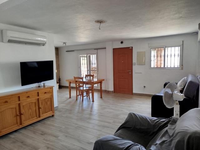 Chalet en venta Pedralba photo 0