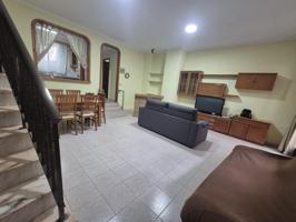 CASA EN VENTA EN EL CENTRO DE PEDRALBA photo 0