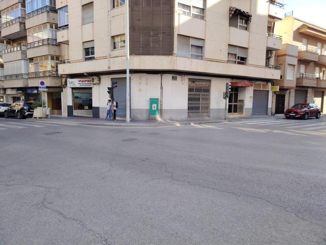 Local comercial en C- Duc de Llíria photo 0