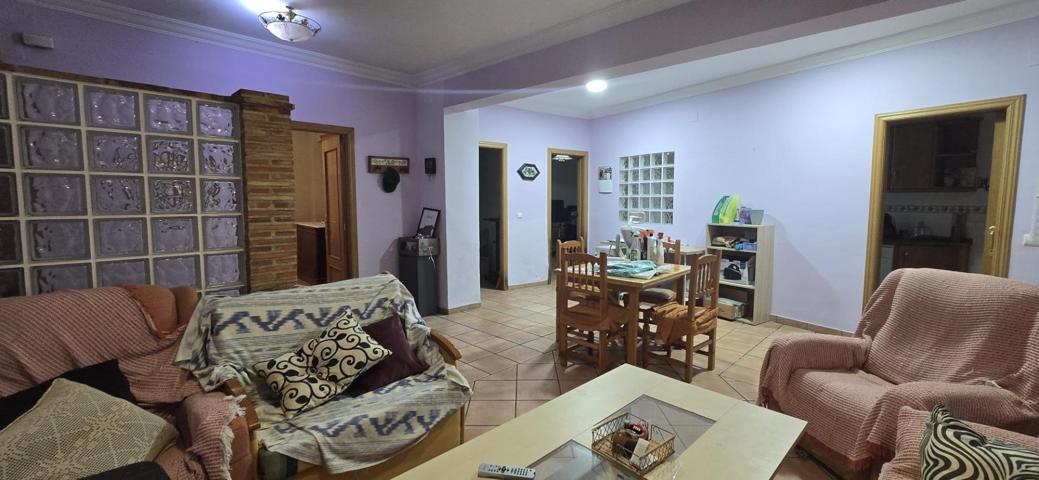 Casa con garaje en venta Lliria photo 0