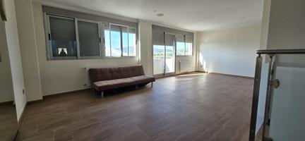 Casa en venta en Casinos-Valencia. photo 0