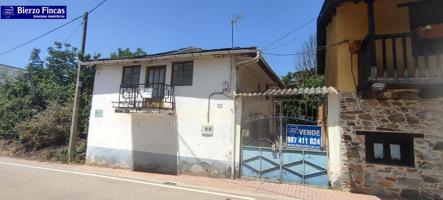 SE VENDE CASA EN MAGAZ DE ARRIBA CON 1.300 M2 DE TERRENO photo 0
