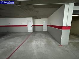 VENTA DE COCHERA CON TRASTERO EN LA ZONA ALTA DE PONFERRADA!!! photo 0