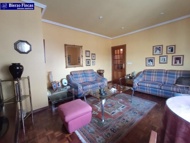 SE VENDE PISO EN AVDA VALDÉS photo 0