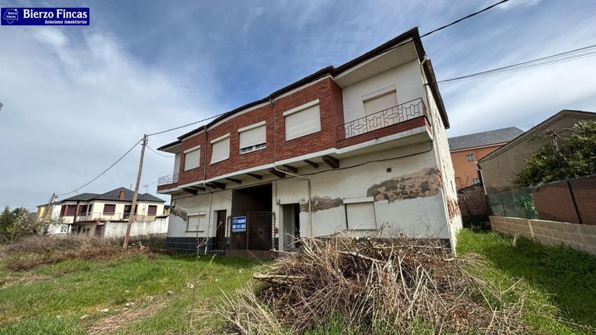 OPORTUNIDAD DE INVERSION VENTA DE CASA CON TERRENO EN CABAÑAS RARAS!!! photo 0