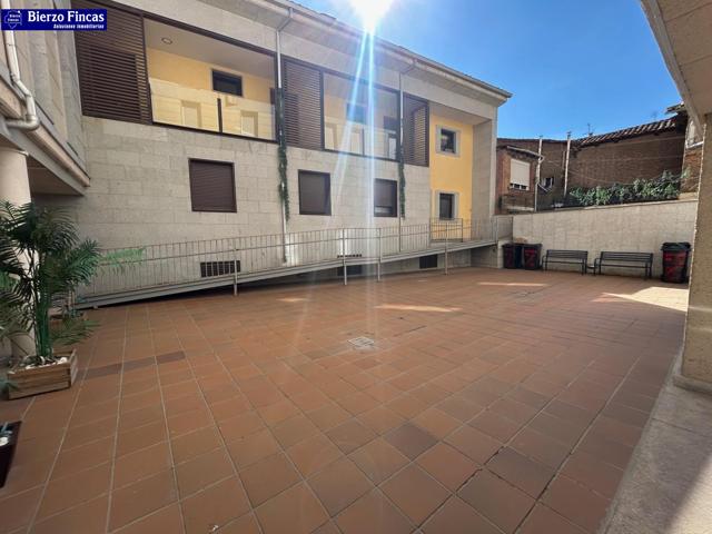 APARTAMENTO EN EL CASCO ANTIGUO DE LEON. ESPECIAL INVERSORES!!!! photo 0