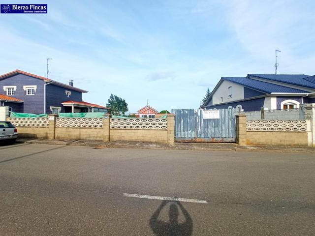 SE VENDE SOLAR EN LAS LOMAS photo 0