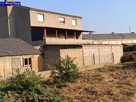 CASA CON TERRENO PARA HOSTAL DE PEREGRINO O VIVIENDA!! photo 0