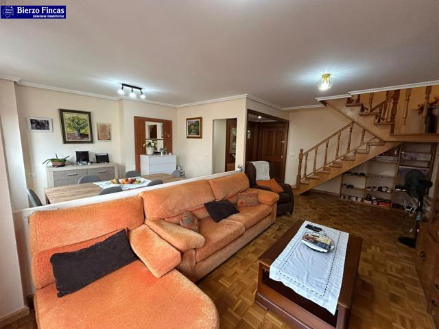 SE VENDE DUPLEX EN PONFERRADA photo 0