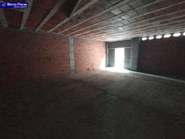 SE VENDE LOCAL PARA GARAJE O COMERCIO photo 0