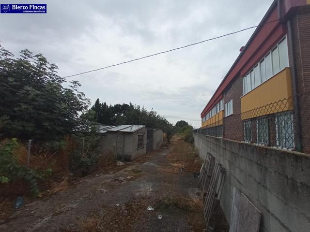 SE VENDE TERRENO URBANO EN CUATROVIENTOS photo 0